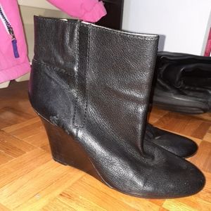 Nine West Ankle Boot 12M Black Like New